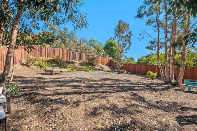8455 Nentra St, La Mesa CA: https://media.crmls.org/mediaz/729fea7a-e57f-4e10-b5ff-270c1f60e010.jpg