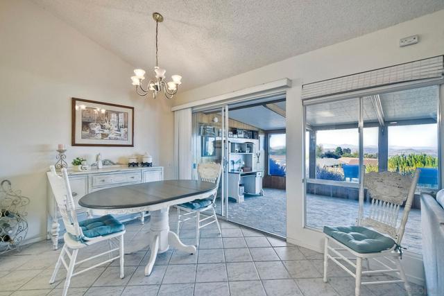 3660 Vista Campana N, Oceanside CA: https://media.crmls.org/mediaz/729ff6d7-f88c-44ae-b544-960001e4277a.jpg