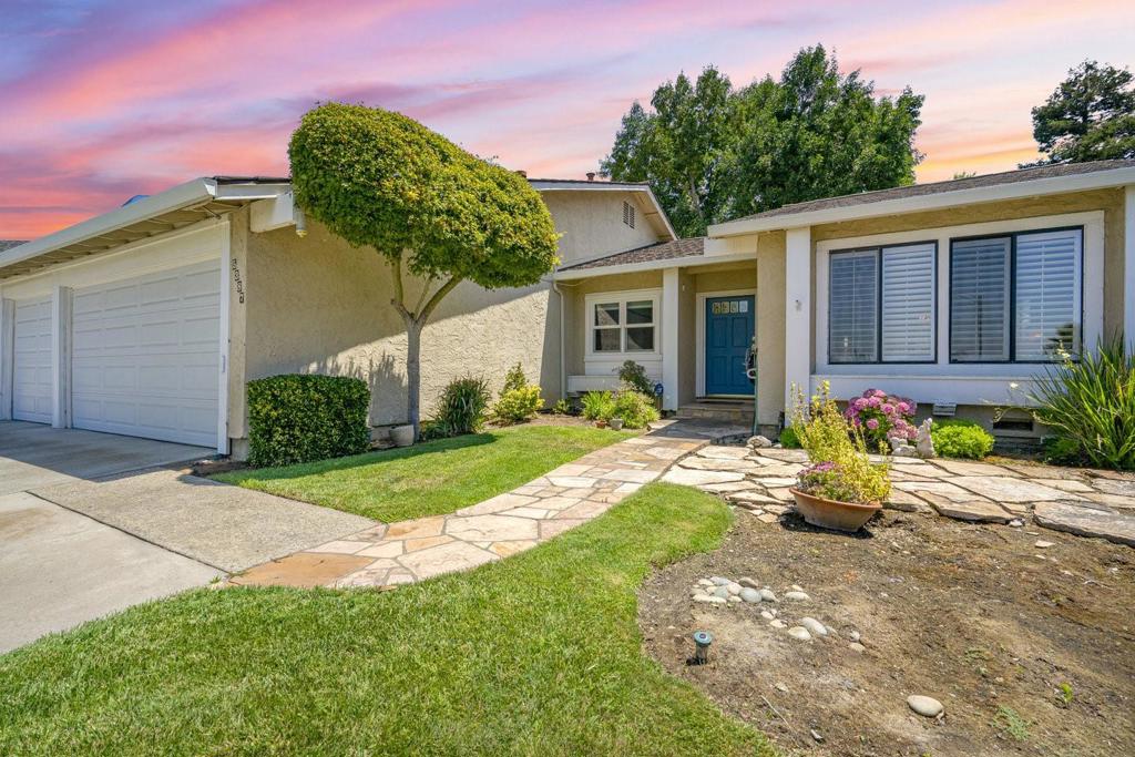 5387 King Estates Court
