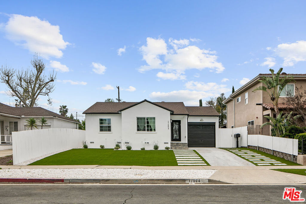 17804 Collins Street — image 1