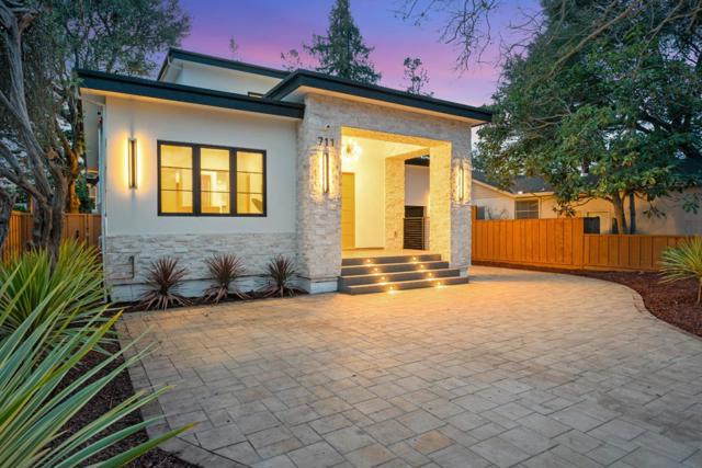 711 Central Avenue, Menlo Park CA: https://media.crmls.org/mediaz/72a180e7-604e-4272-ace1-ef9fa9c94f6c.jpg