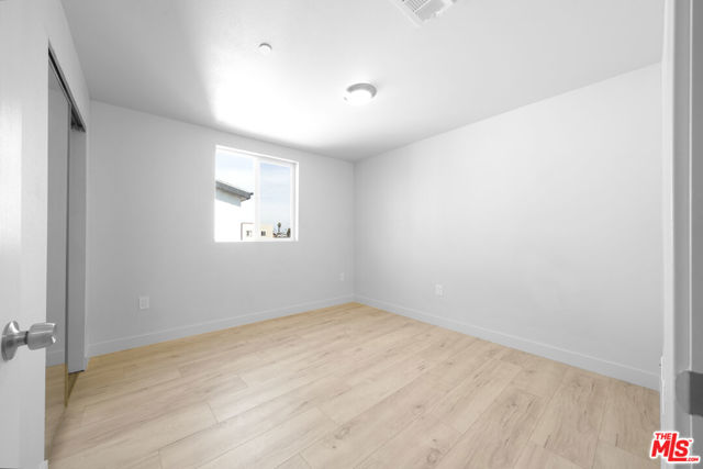 236 W 84th Place, Los Angeles CA: https://media.crmls.org/mediaz/72a3744b-78e1-4411-800a-69f87358b9a3.jpg