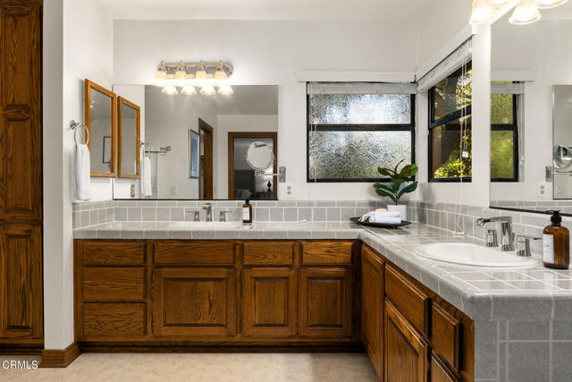 Detail Gallery Image 20 of 27 For 23 Hidden Valley Rd, Monrovia,  CA 91016 - 3 Beds | 2/1 Baths