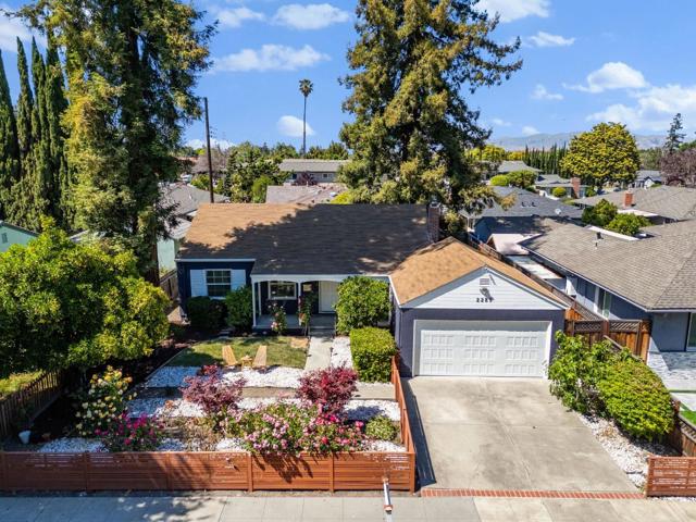 2289 Newhall Street, Santa Clara CA: https://media.crmls.org/mediaz/72a3e580-e240-4a40-9916-84102439fa8a.jpg