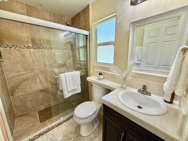 1164 Lexington Way, Livermore CA: https://media.crmls.org/mediaz/72a435cf-5943-4a81-a306-652afb44b58d.jpg