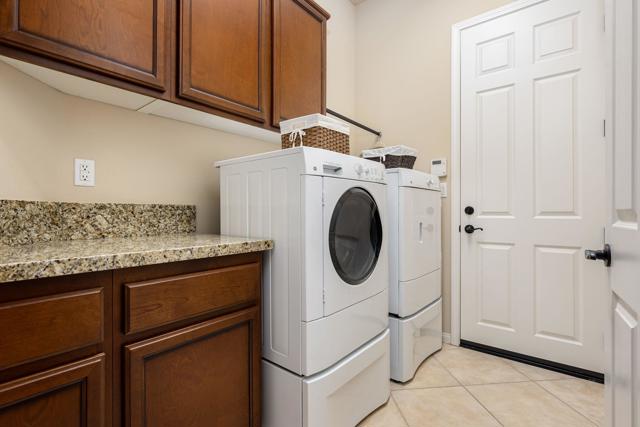 81463 Joshua Tree Court, La Quinta CA: https://media.crmls.org/mediaz/72a5ca0c-0d1c-4c85-861e-ffb187653799.jpg