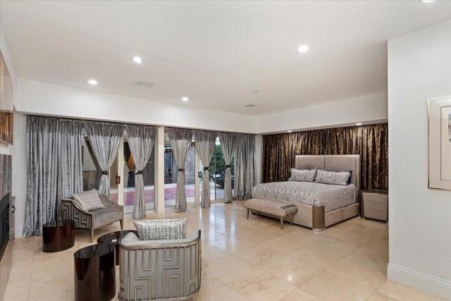 2 Deerfield Court, Rancho Mirage CA: https://media.crmls.org/mediaz/72a603fc-46f2-4b60-b55b-fa3c9063b28e.jpg