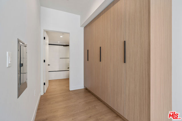 10700 Tabor Street, Los Angeles CA: https://media.crmls.org/mediaz/72a7546a-148d-48a4-8fd2-0597094389ee.jpg