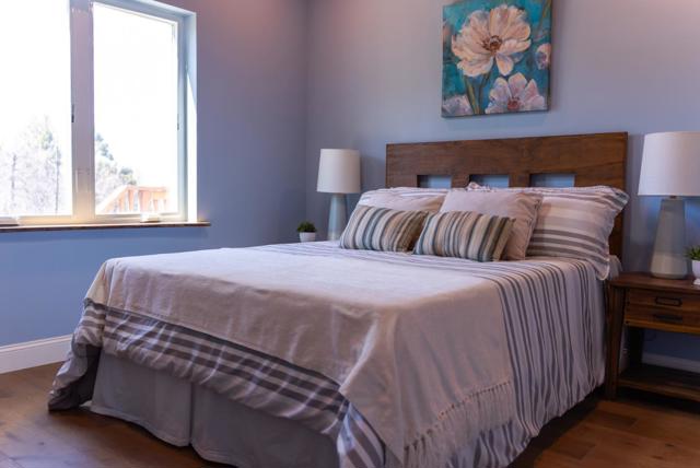 10701 Empire Grade, Santa Cruz CA: https://media.crmls.org/mediaz/72a78f21-8e84-48b9-910d-bfbaec6fce60.jpg