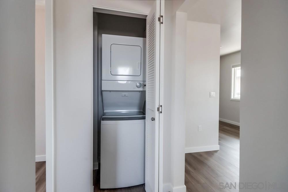 MLS #250040391SD image #11