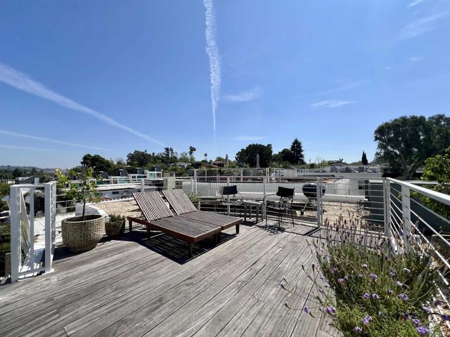 Detail Gallery Image 18 of 26 For 2851 N Buzz Ct, Los Angeles,  CA 90039 - 2 Beds | 2/1 Baths