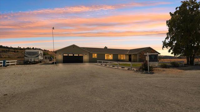 Image 7 of 49 For 352 Cowden Road