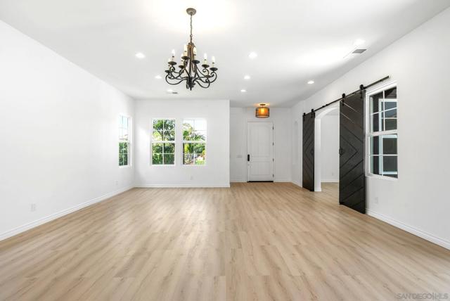 1120 Championship Rd, Oceanside CA: https://media.crmls.org/mediaz/72abfd21-39e8-494c-b5f6-3a3bf175b921.jpg