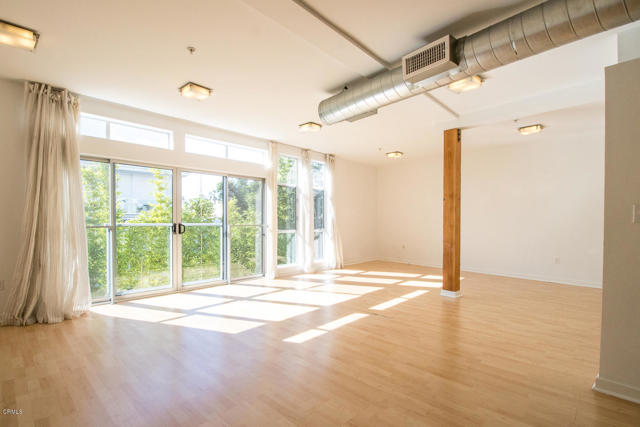 Detail Gallery Image 16 of 29 For 4215 Glencoe Ave #221,  Marina Del Rey,  CA 90292 - 2 Beds | 3 Baths