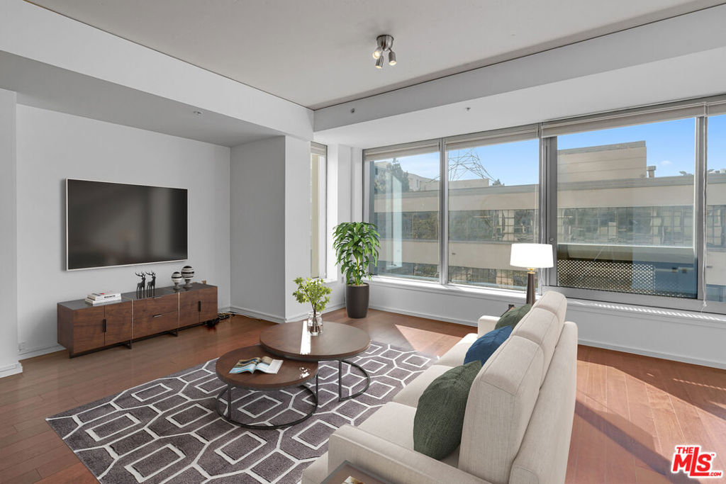 1155 S Grand Avenue #402