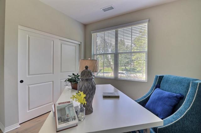 128 Parkwood, Irvine CA: https://media.crmls.org/mediaz/72ae4e4b-ff5a-4d36-9ae7-860c7e426428.jpg