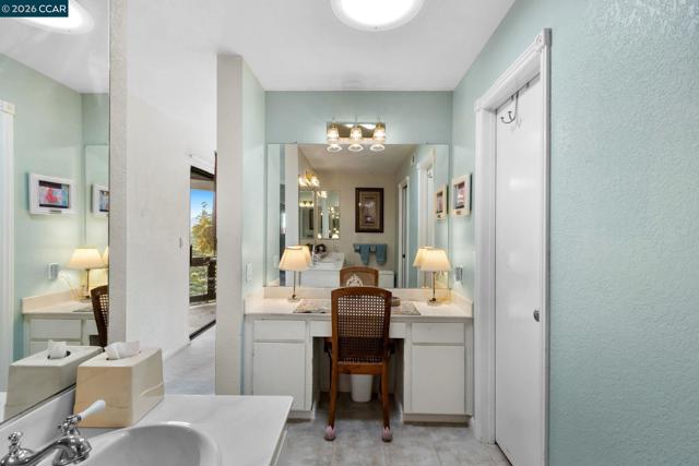 Image 18 of 44 For 3258 Ptarmigan Dr  3b