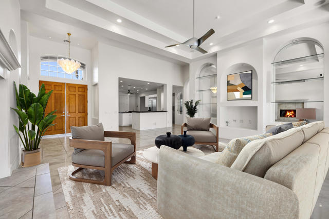 14 Collegiate Circle, Rancho Mirage CA: https://media.crmls.org/mediaz/72b0586f-da8c-4d25-b60d-a72b6d7eab42.jpg