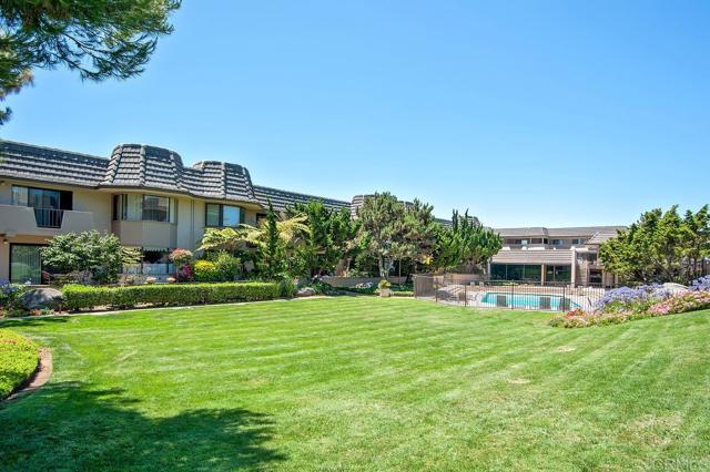 Detail Gallery Image 45 of 60 For 757 Ocean Surf Dr, Solana Beach,  CA 92075 - 3 Beds | 2/1 Baths