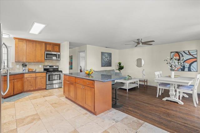 2884 Lexford Avenue, San Jose CA: https://media.crmls.org/mediaz/72b0bb67-b37a-4361-b846-99d7a5c6a37d.jpg