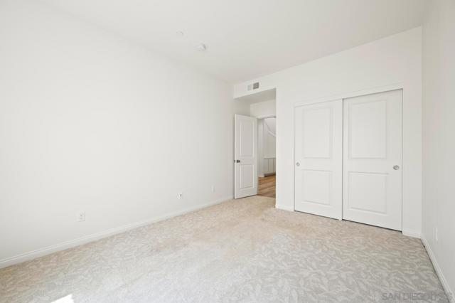 1718 Santa Ivy Ave, Chula Vista CA: https://media.crmls.org/mediaz/72b1fb76-51b3-490c-a5a0-f0156458c604.jpg
