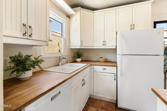 Detail Gallery Image 12 of 32 For 2428 Seneca St, Pasadena,  CA 91107 - 2 Beds | 1/1 Baths