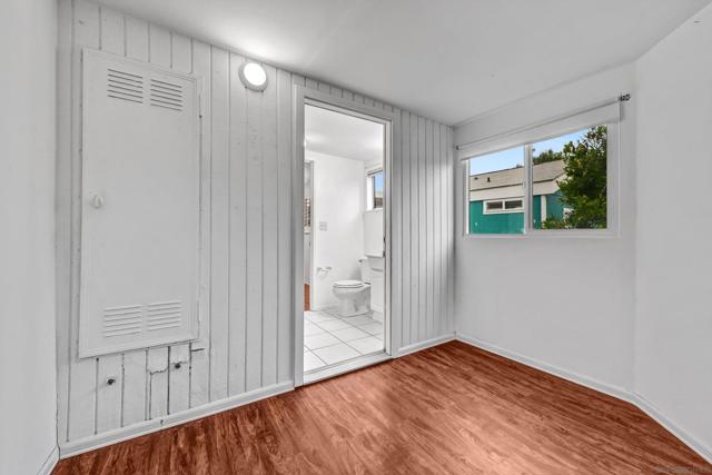 153 Sherri Ln, Oceanside CA: https://media.crmls.org/mediaz/72b55524-a8d7-400e-8b1c-607ae4329d6d.jpg