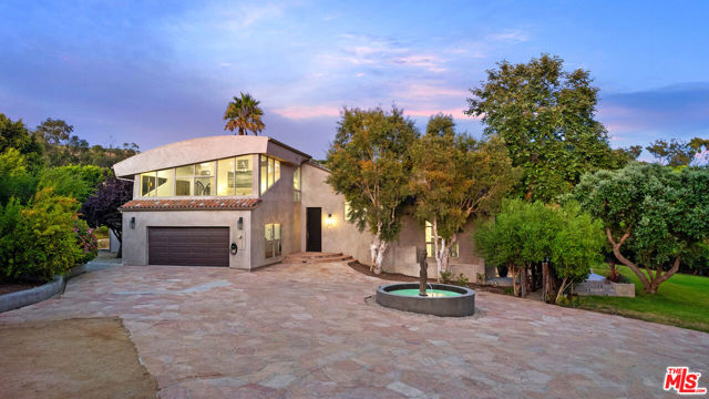 6166 Ramirez Canyon Road, Malibu CA: https://media.crmls.org/mediaz/72b6ff4c-1139-409b-8072-032af4015b8f.jpg