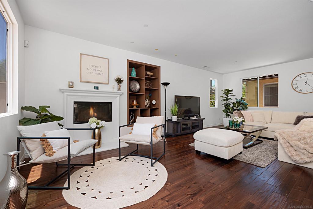 MLS #250043082SD image #5