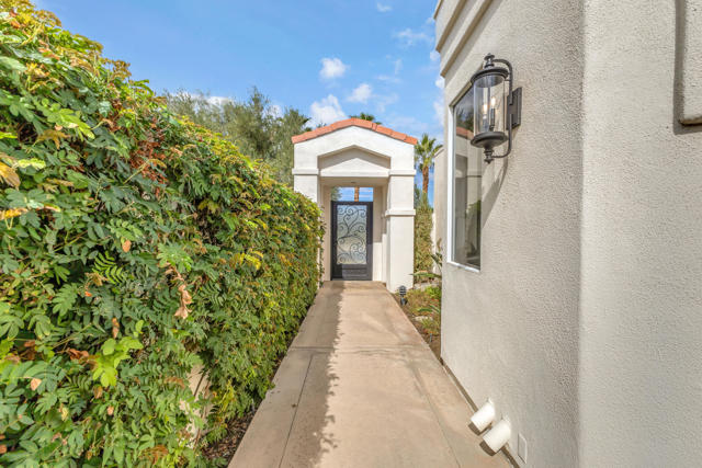 Image 3 of 80 For 75273 Spyglass Drive