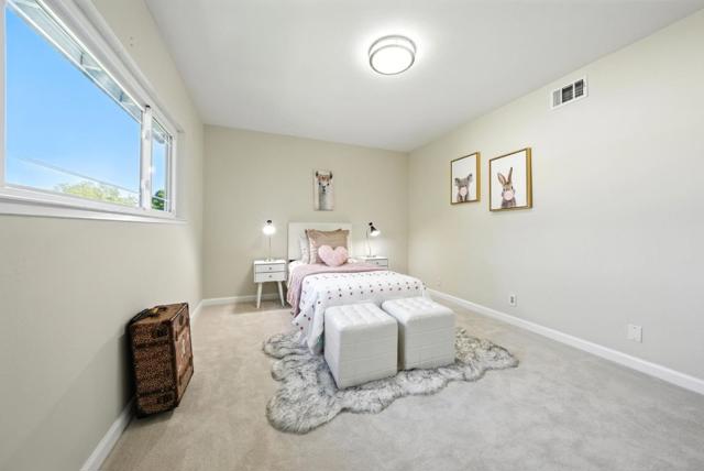 Image 39 of 75 For 4957 New Compton Court