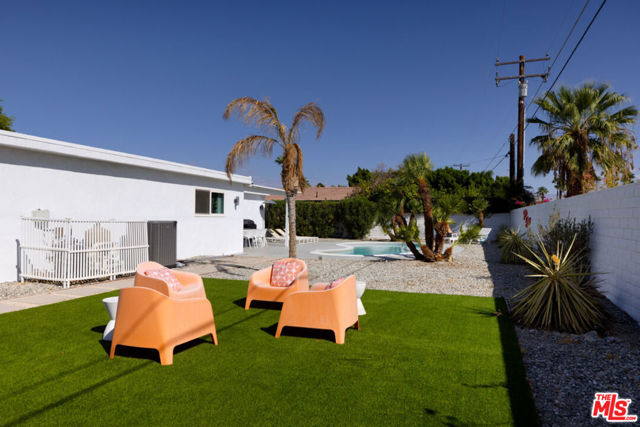 2256 N Victoria Road, Palm Springs, CA 92262