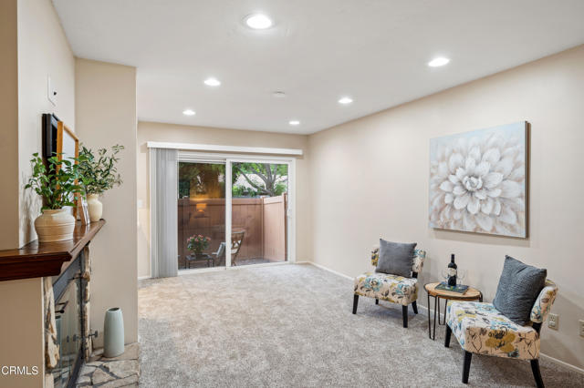 Detail Gallery Image 8 of 30 For 138 S Bryn Mawr St #39,  Ventura,  CA 93003 - 3 Beds | 2 Baths