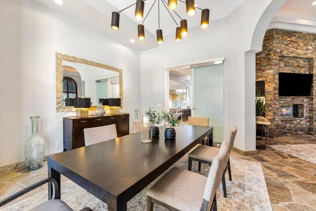 28 Clancy S Lane, Rancho Mirage CA: https://media.crmls.org/mediaz/72b9b239-4c0e-4e90-8cd4-365d139b9785.jpg