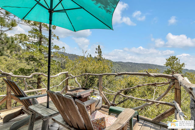 21395 Highway 243, Idyllwild CA: https://media.crmls.org/mediaz/72b9ef15-033c-463a-8489-c112d4d064a8.jpg