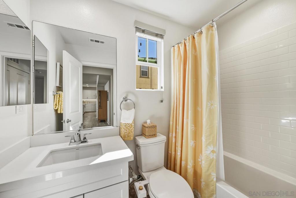 MLS #250043003SD image #14