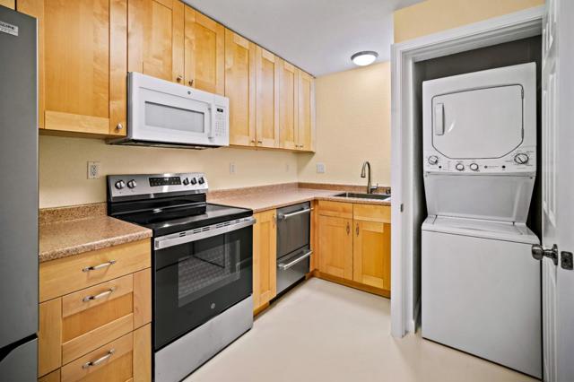 820 Casanova Avenue, Monterey CA: https://media.crmls.org/mediaz/72bb517a-73e3-4860-8b50-1383b0d111ff.jpg