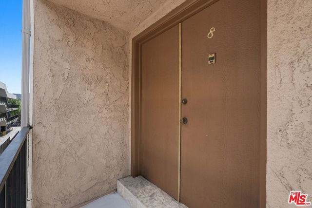 3245 Altura Avenue, 8 photo 4