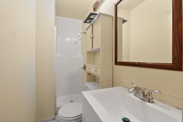 290 Zurich, Watsonville CA: https://media.crmls.org/mediaz/72bc91b2-3594-433f-b93e-abc1d85fac6c.jpg