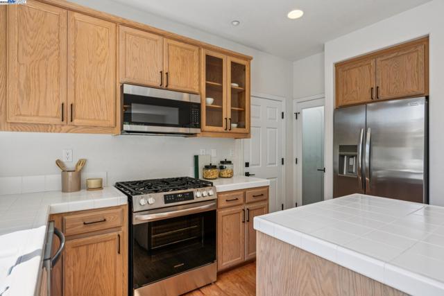 5929 Linwood Cmn, Livermore CA: https://media.crmls.org/mediaz/72bccd78-c2c2-4a44-a427-b2fda255e950.jpg