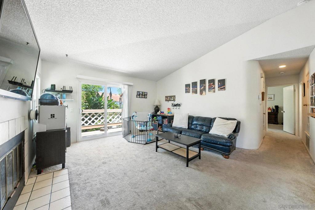 9438 Twin Trails Dr - photo 2