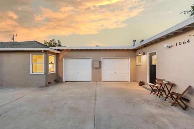 1064 15th Avenue, Redwood City CA: https://media.crmls.org/mediaz/72bdb043-11c9-4630-aa68-07a938fe2000.jpg