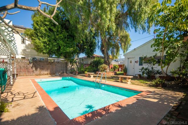 711 H Ave, Coronado, California 92118, 4 Bedrooms Bedrooms, ,3 BathroomsBathrooms,Single Family Residence,For Sale,H Ave,250020195SD