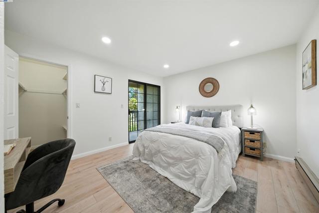 1116 Brewster Ave, Redwood City CA: https://media.crmls.org/mediaz/72bf578c-13b3-4d20-bf86-5c61b9ec606f.jpg