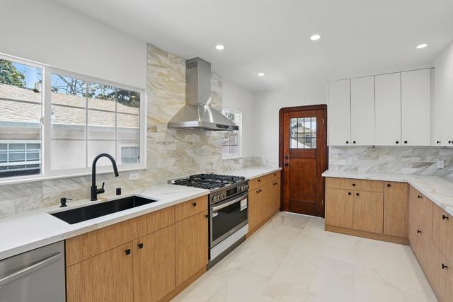 2408 Bartlett Street, Oakland CA: https://media.crmls.org/mediaz/72c0aba5-39f8-4f00-b62e-412b4630b10f.jpg