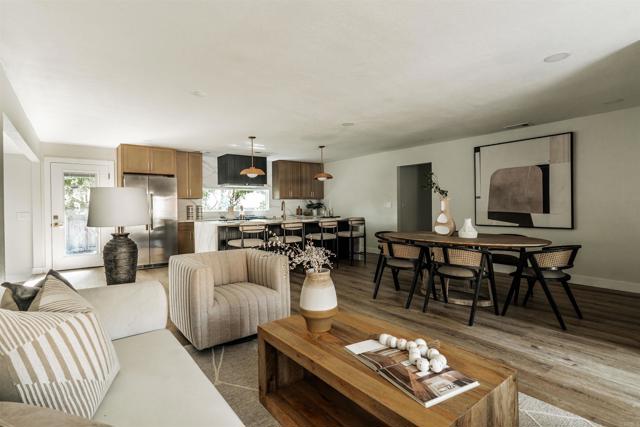 Detail Gallery Image 15 of 32 For 2275 Ivy Rd, Oceanside,  CA 92054 - 3 Beds | 2 Baths