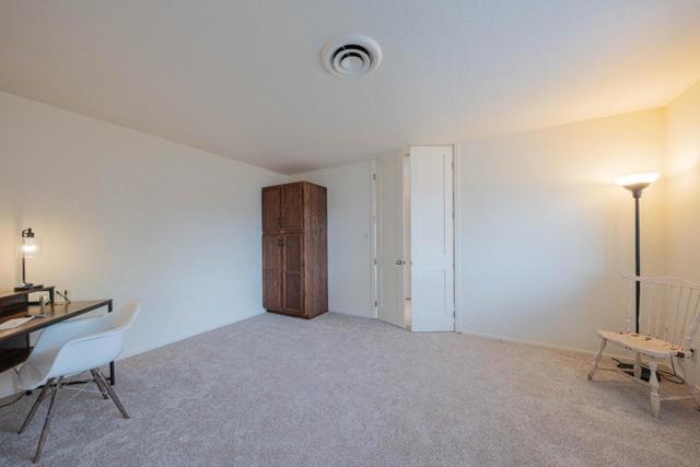 572 Inca Way, Salinas CA: https://media.crmls.org/mediaz/72c1cbfc-9acf-428c-b899-df8e2ce7cc23.jpg