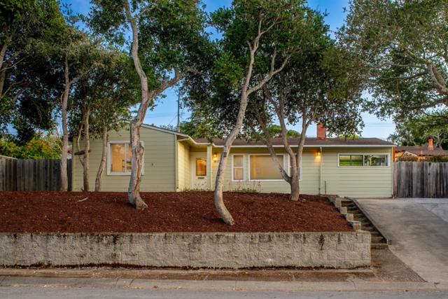 1017 Via Verde, Del Rey Oaks CA: https://media.crmls.org/mediaz/72c1cd31-7d6d-44f6-8822-68542c069f42.jpg
