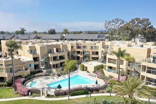 817 Kalpati Circle, Carlsbad CA: https://media.crmls.org/mediaz/72c266f8-8f5c-4b0d-9a0b-8f1ea1f8d942.jpg
