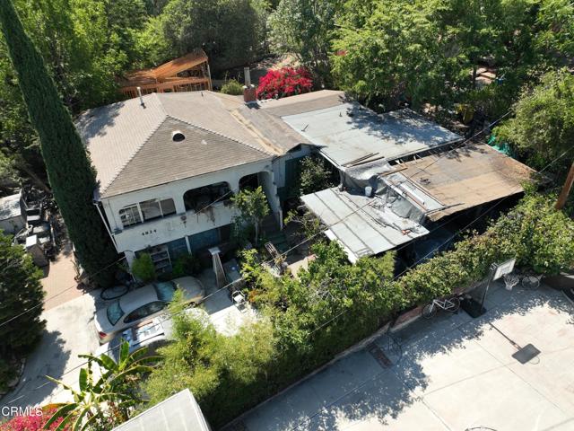 4824 Toland Way, Los Angeles CA: https://media.crmls.org/mediaz/72c28440-1a03-482d-bac6-06f0641eecd2.jpg